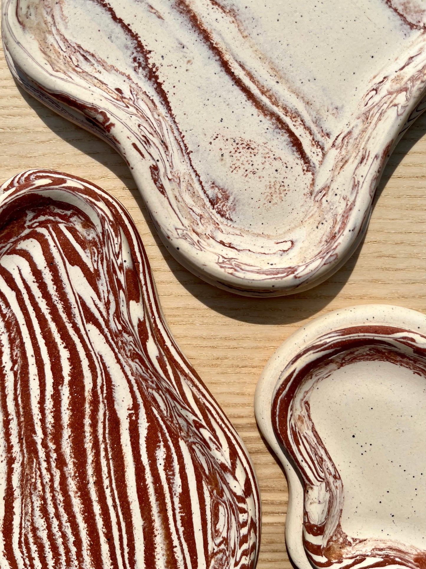 Red & Speckled Marbled Dish