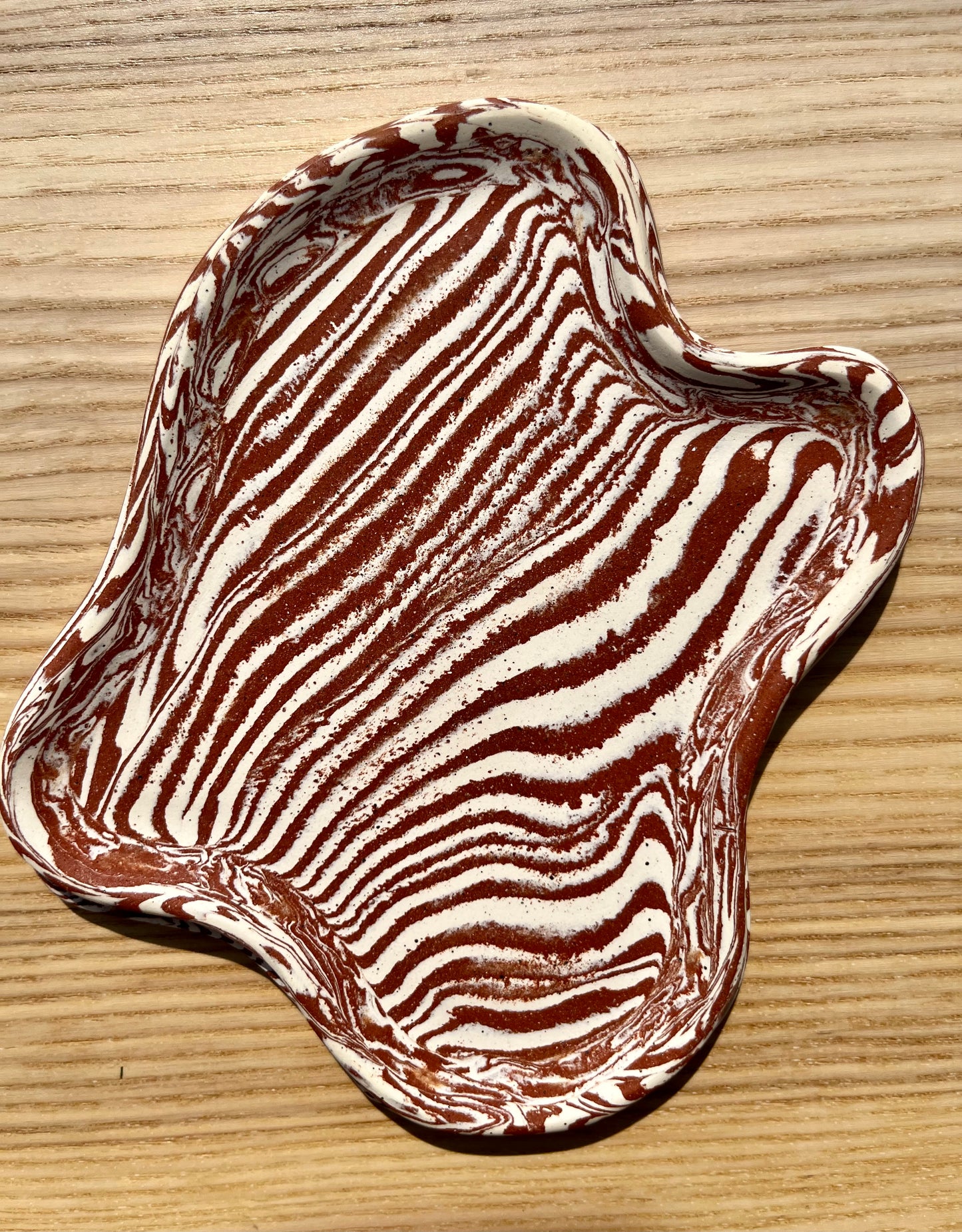 Red & Speckled Marbled Dish