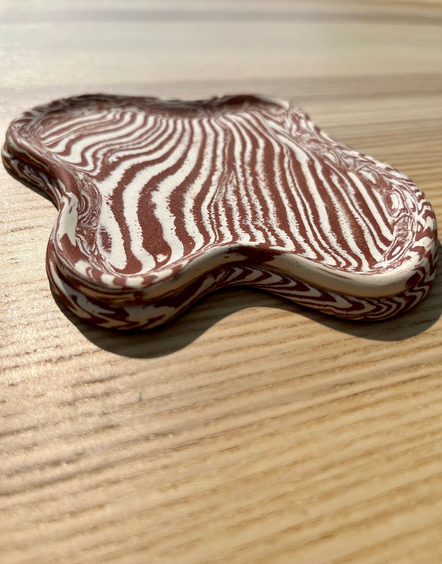 Red & Speckled Marbled Dish