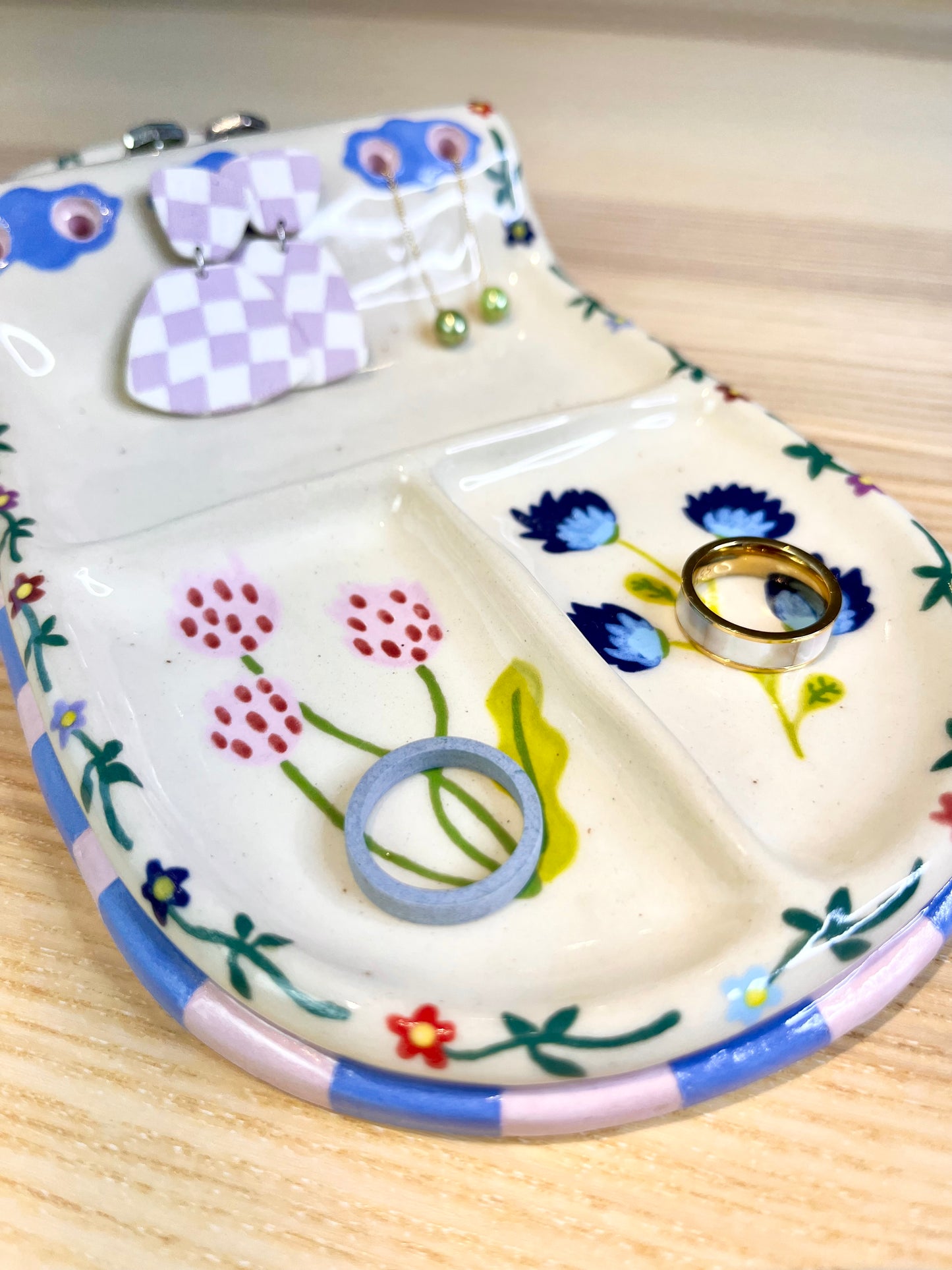 Little Floral Border Jewelry Tray
