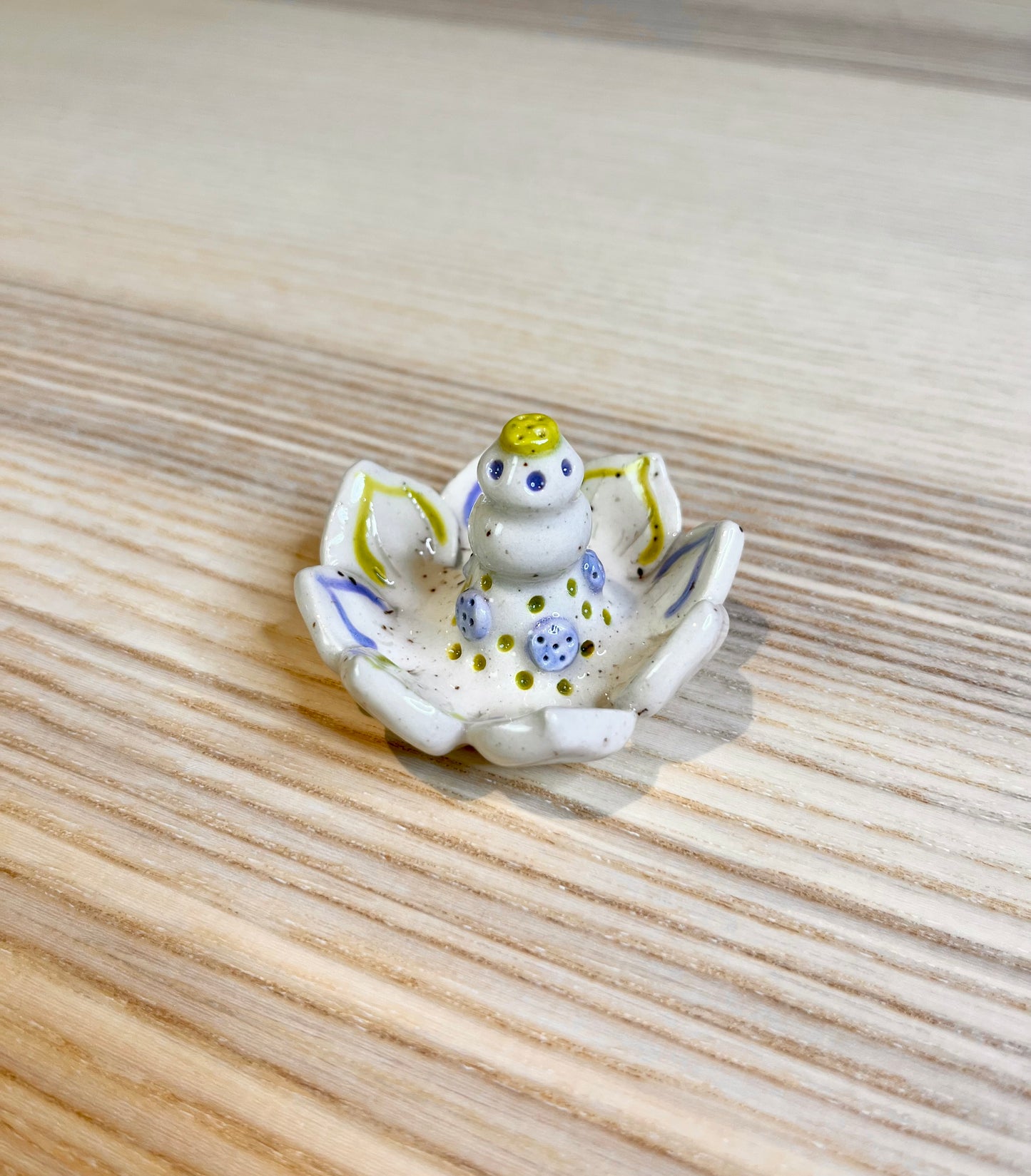 Lavender & Bright Green Petals