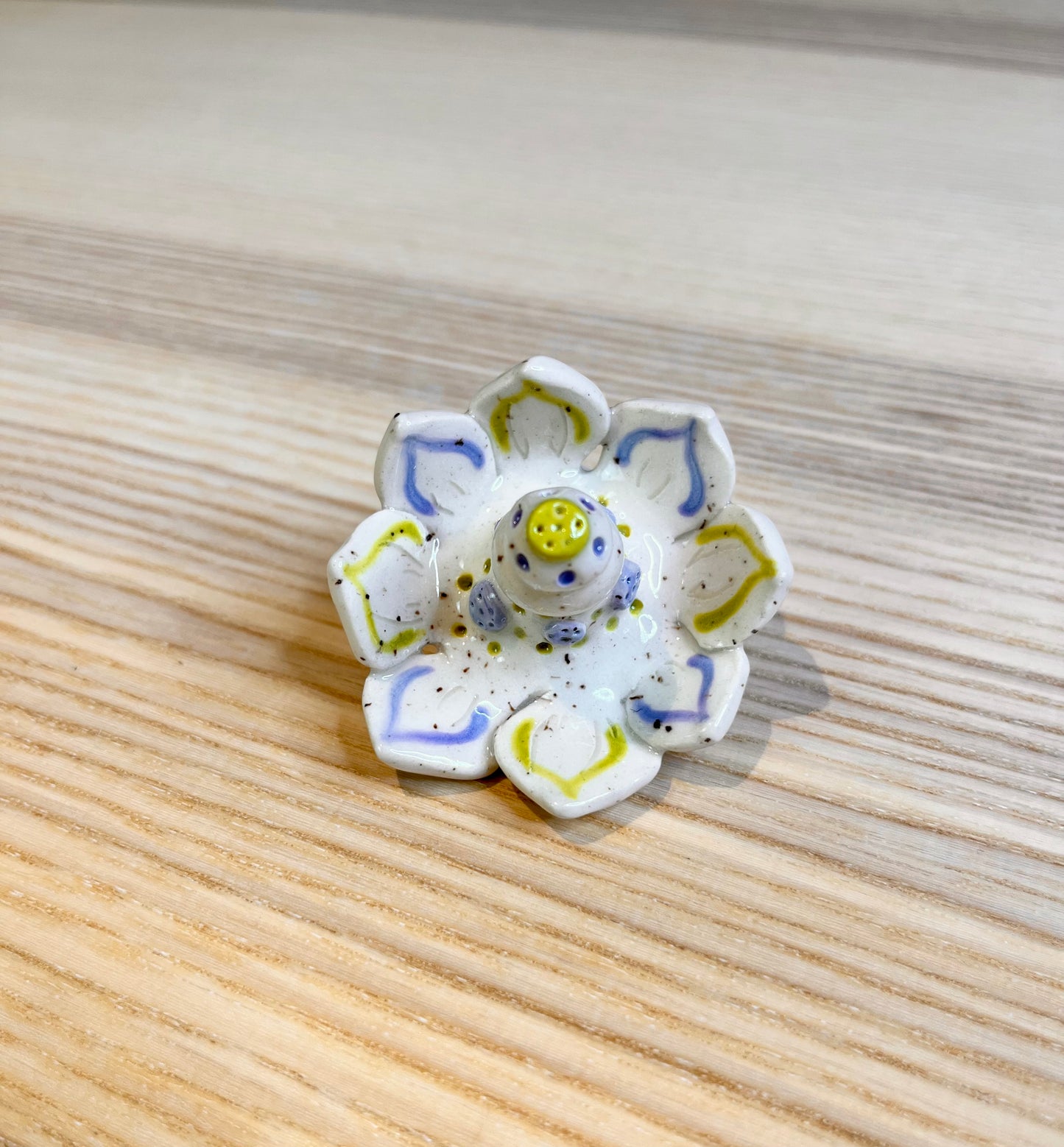 Lavender & Bright Green Petals