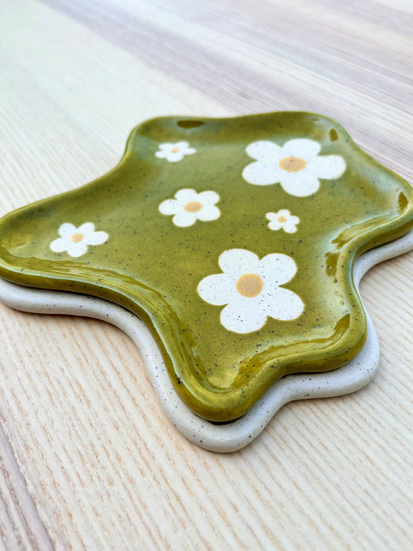 Daisy Dish