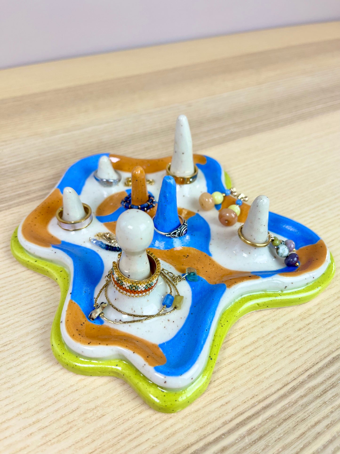 Honey & Periwinkle Lined Ring Holder