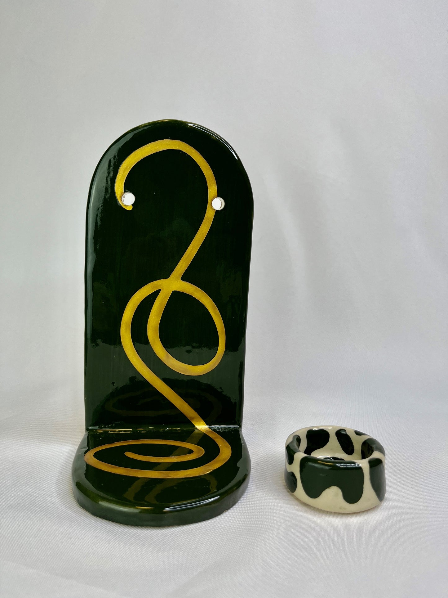 Green & Gold Jewelry Shelf & Pot