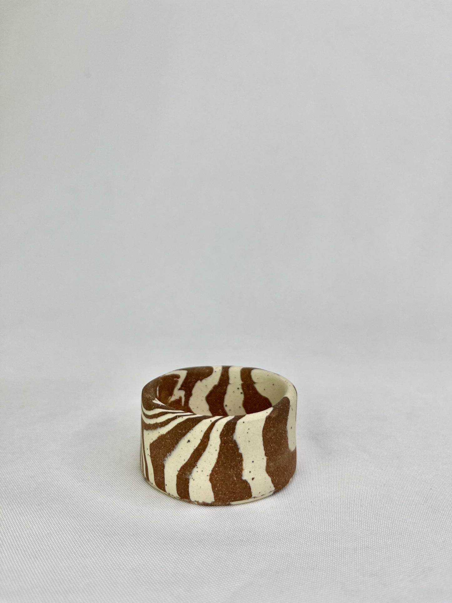 Marbled Jewelry Shelf & Pot