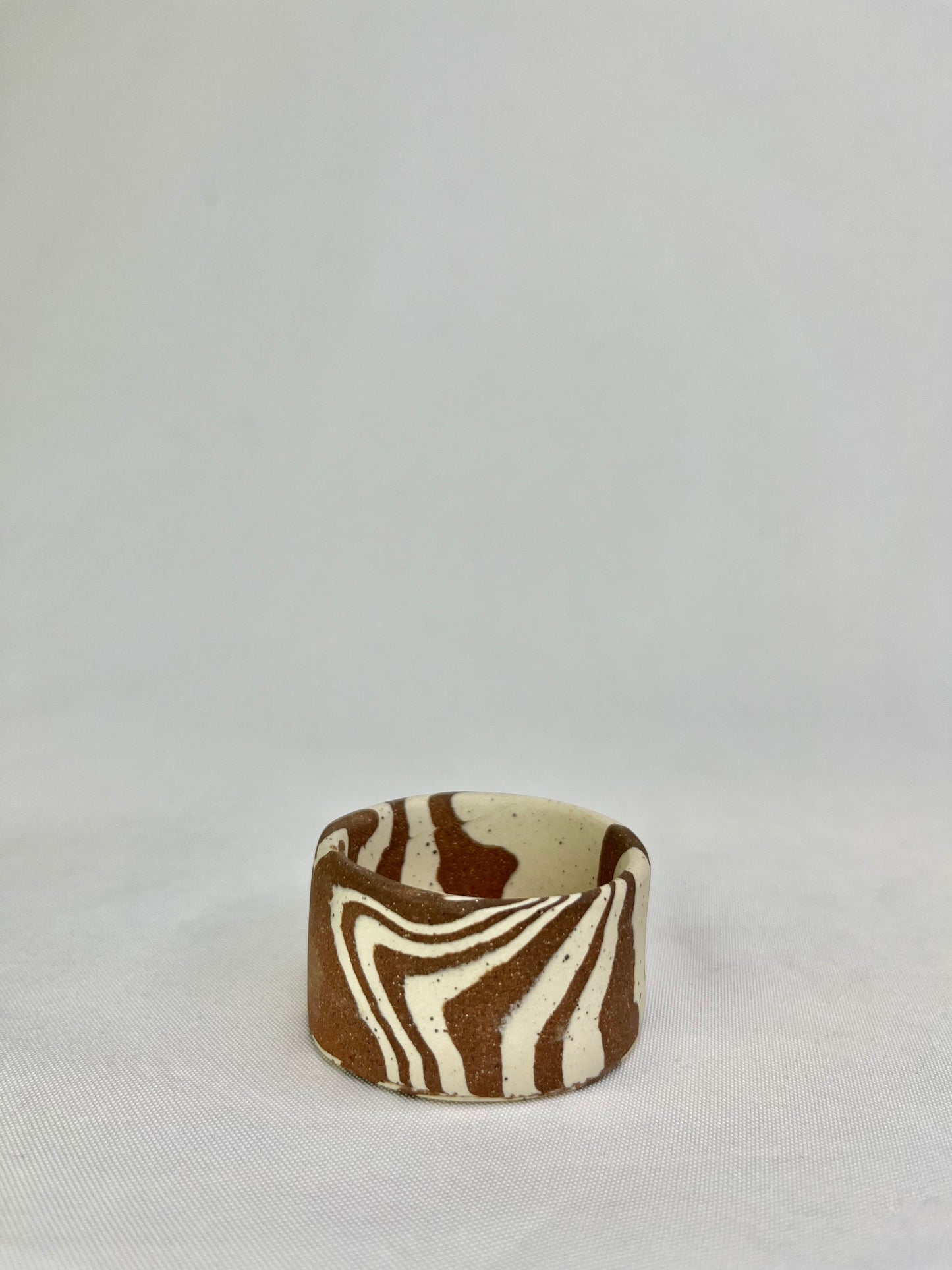 Marbled Jewelry Shelf & Pot