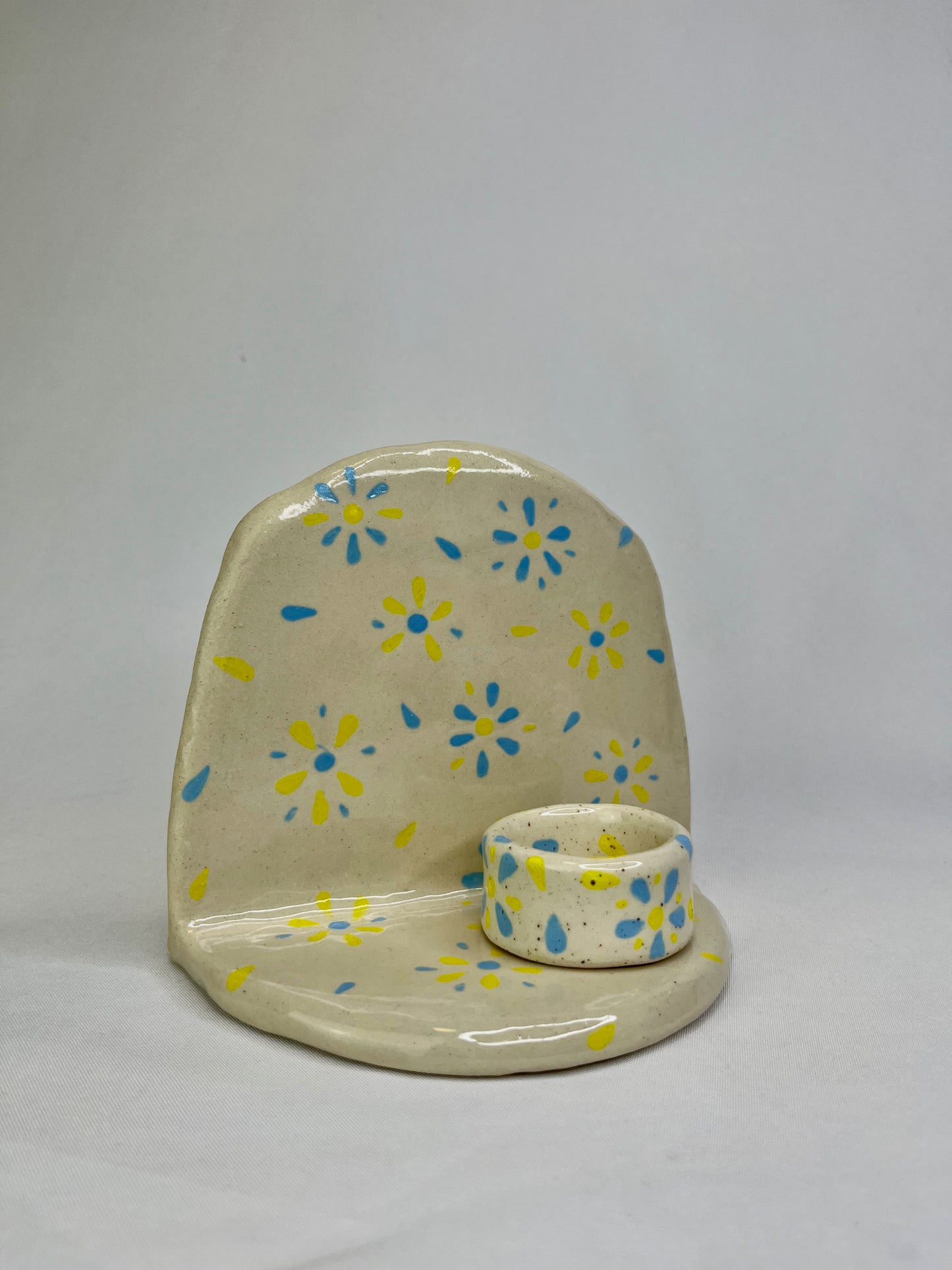 Oval Flowers Jewelry Shelf & Pot