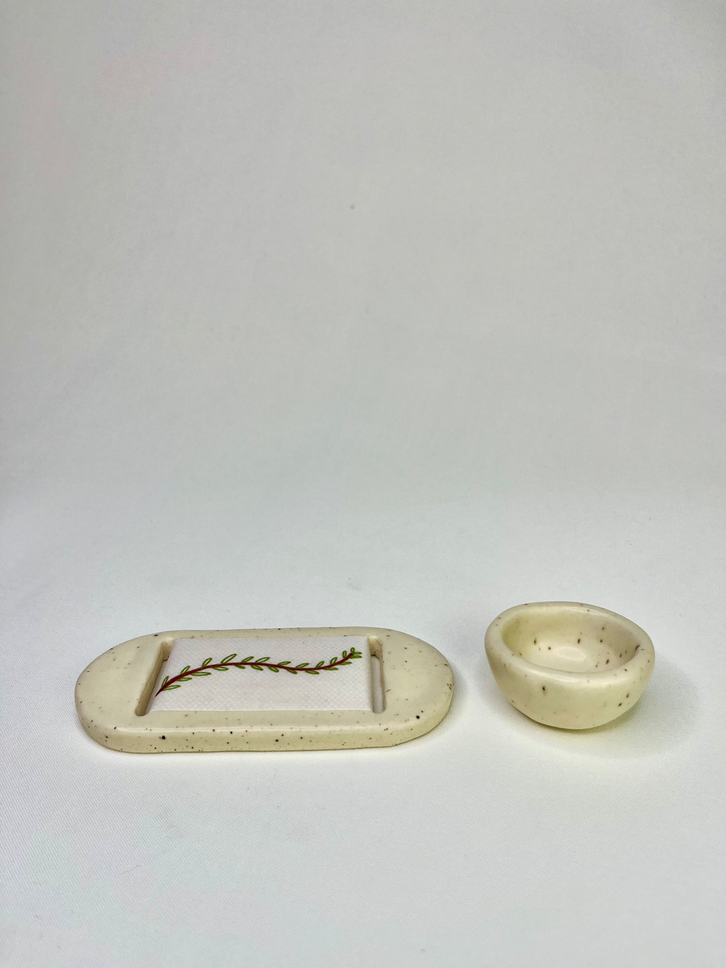 Large Cream Leaves Jewelry Tray & Pot