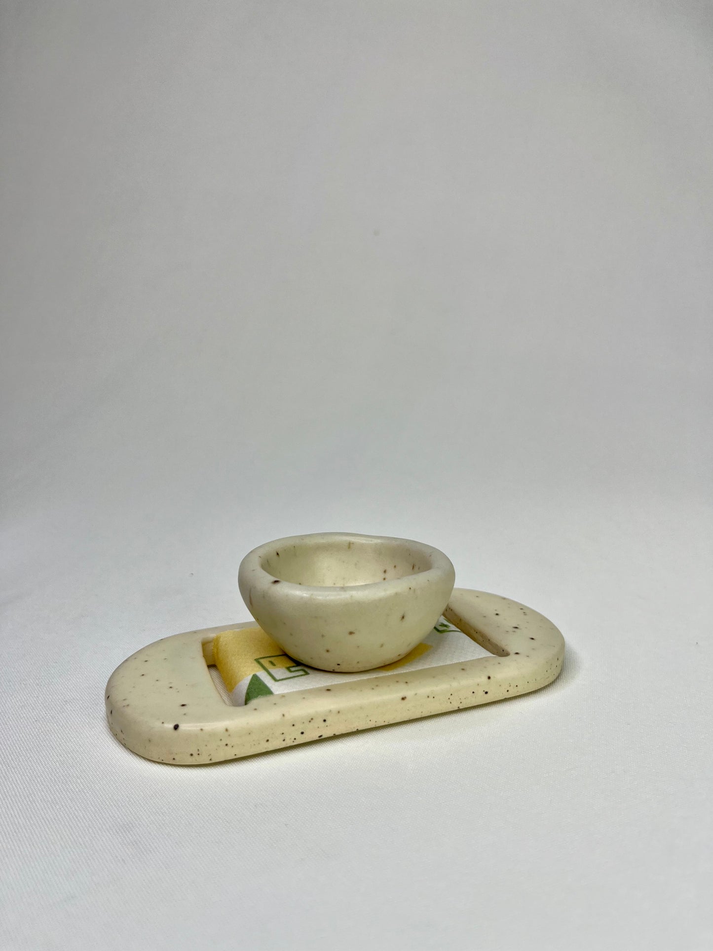 Large Cream Homes Jewelry Tray & Pot