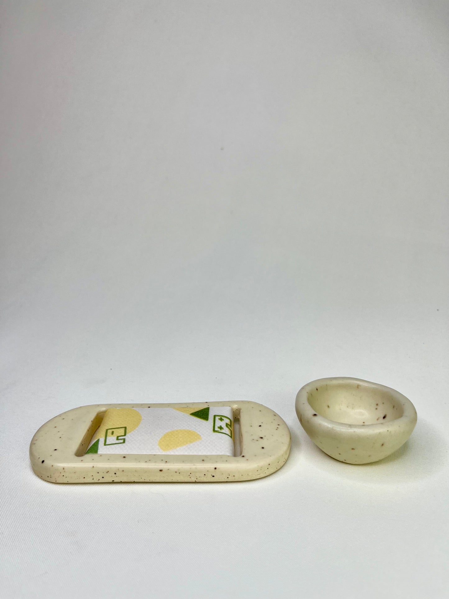Large Cream Homes Jewelry Tray & Pot