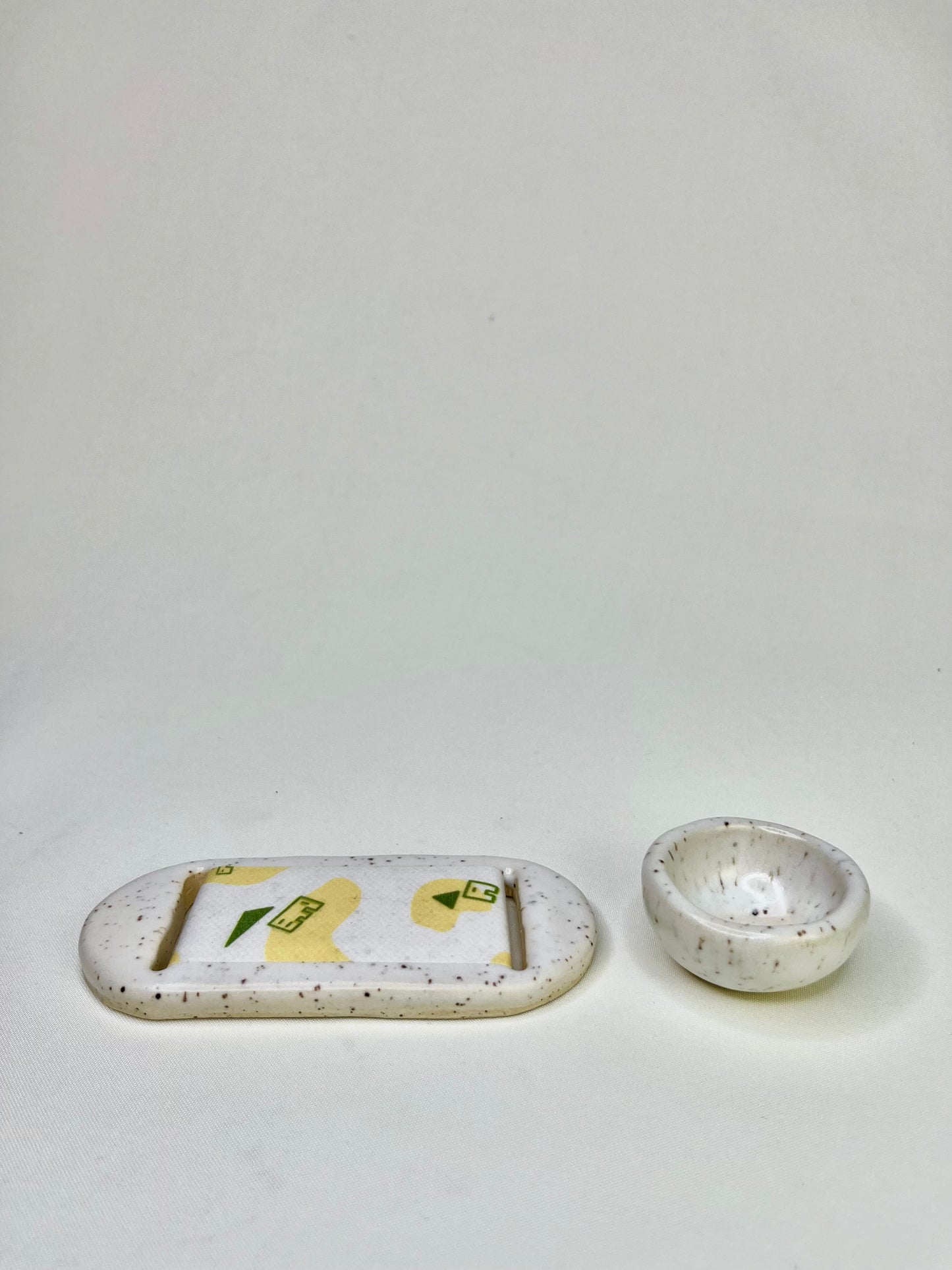 Large White Homes Jewelry Tray & Pot