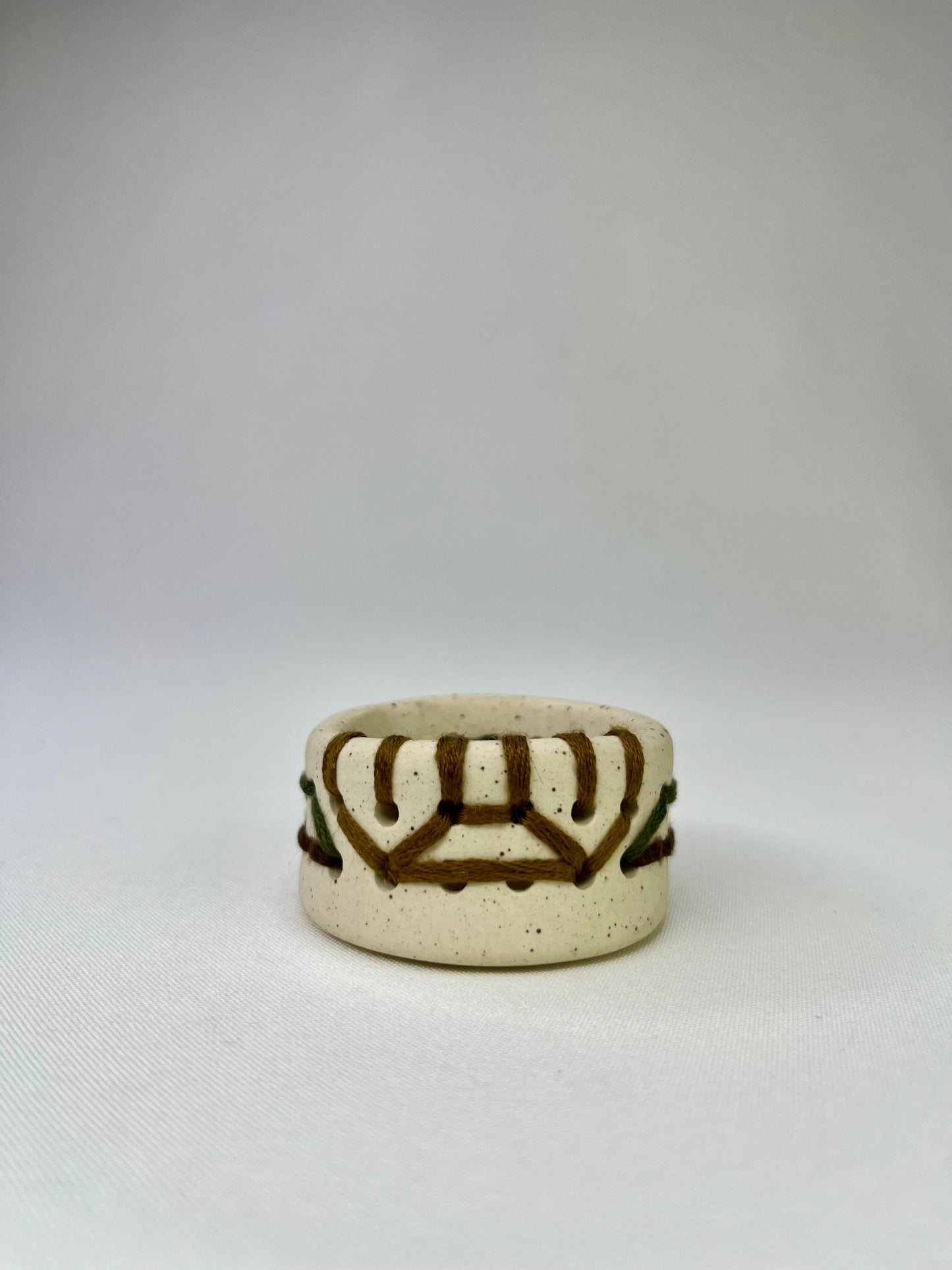 Meadow Jewelry Shelf & Pot