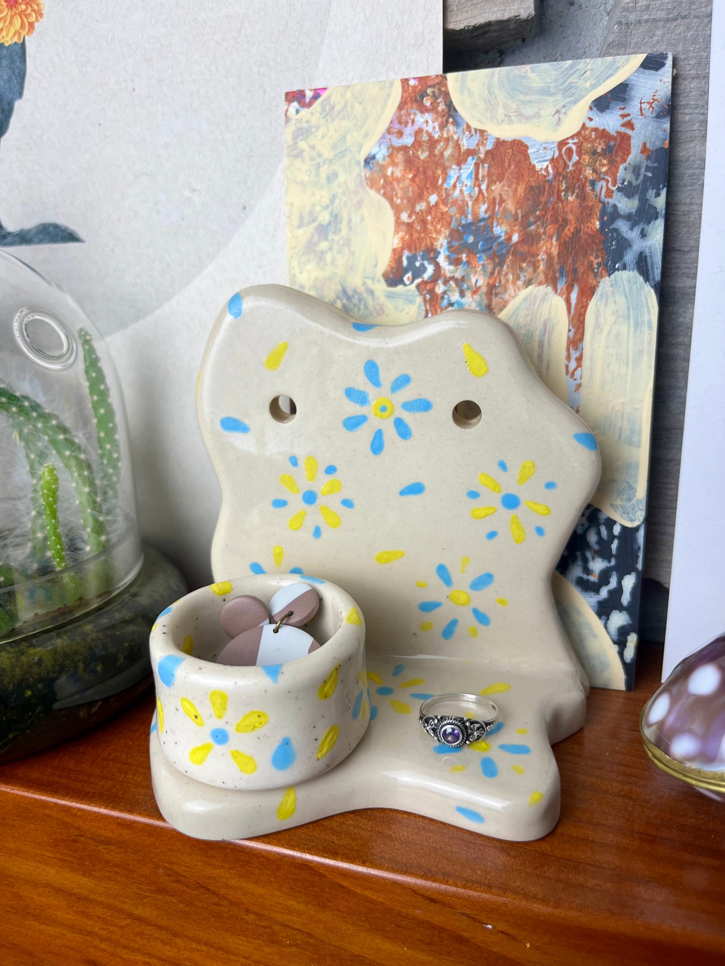Small flowers Jewelry Shelf & Pot