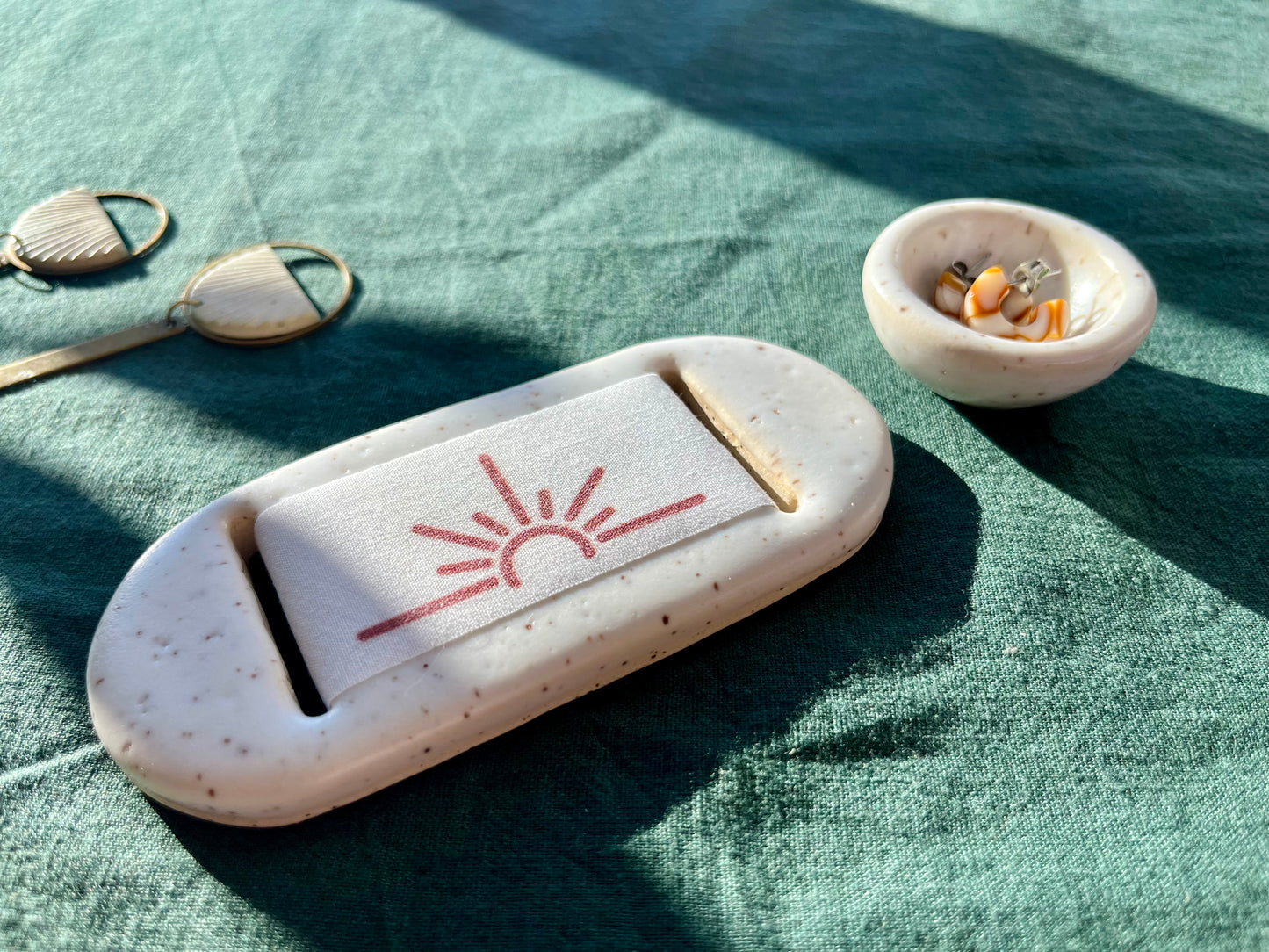 Medium White Sunshine Jewelry Tray & Pot