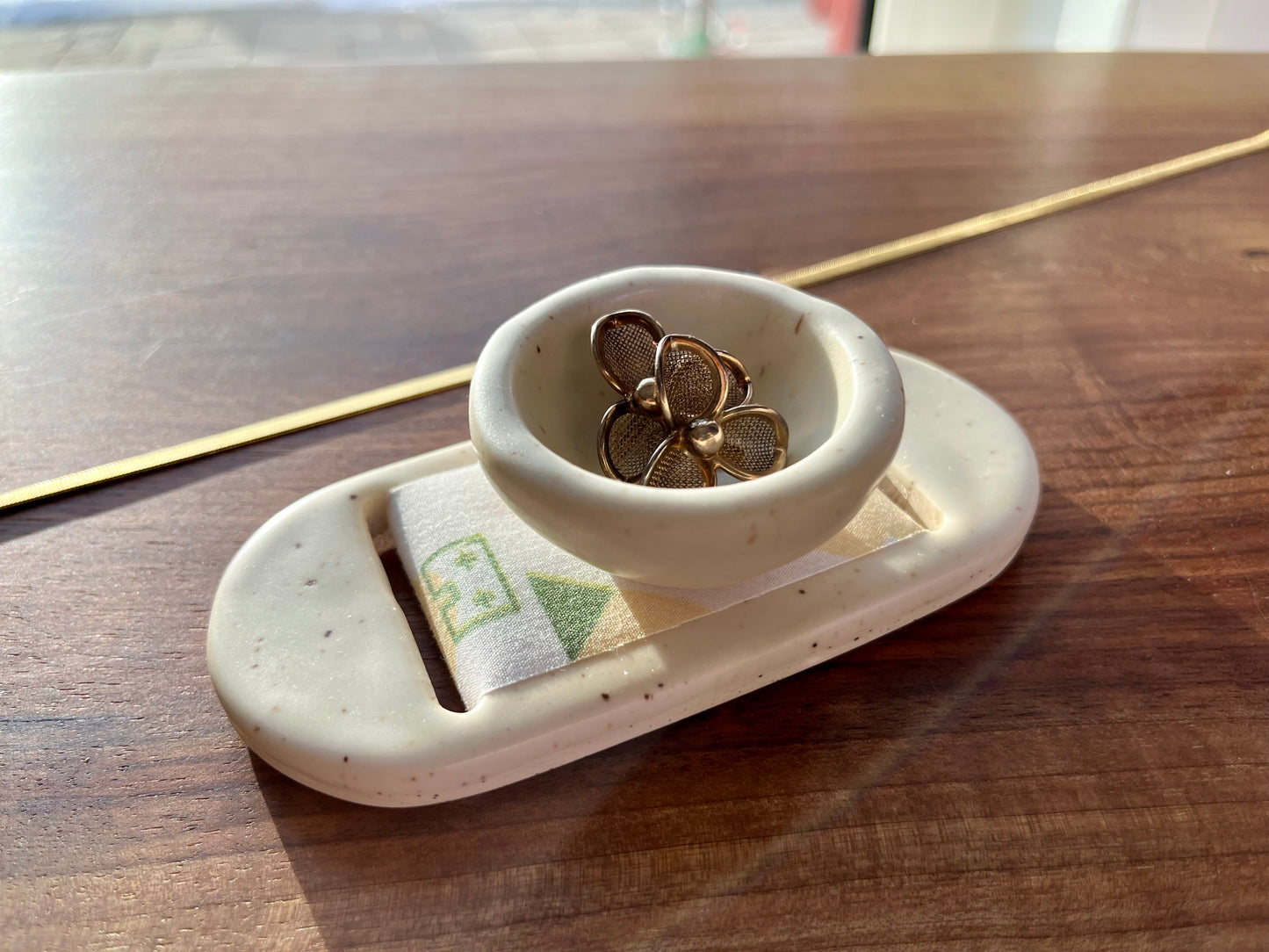 Large Cream Homes Jewelry Tray & Pot