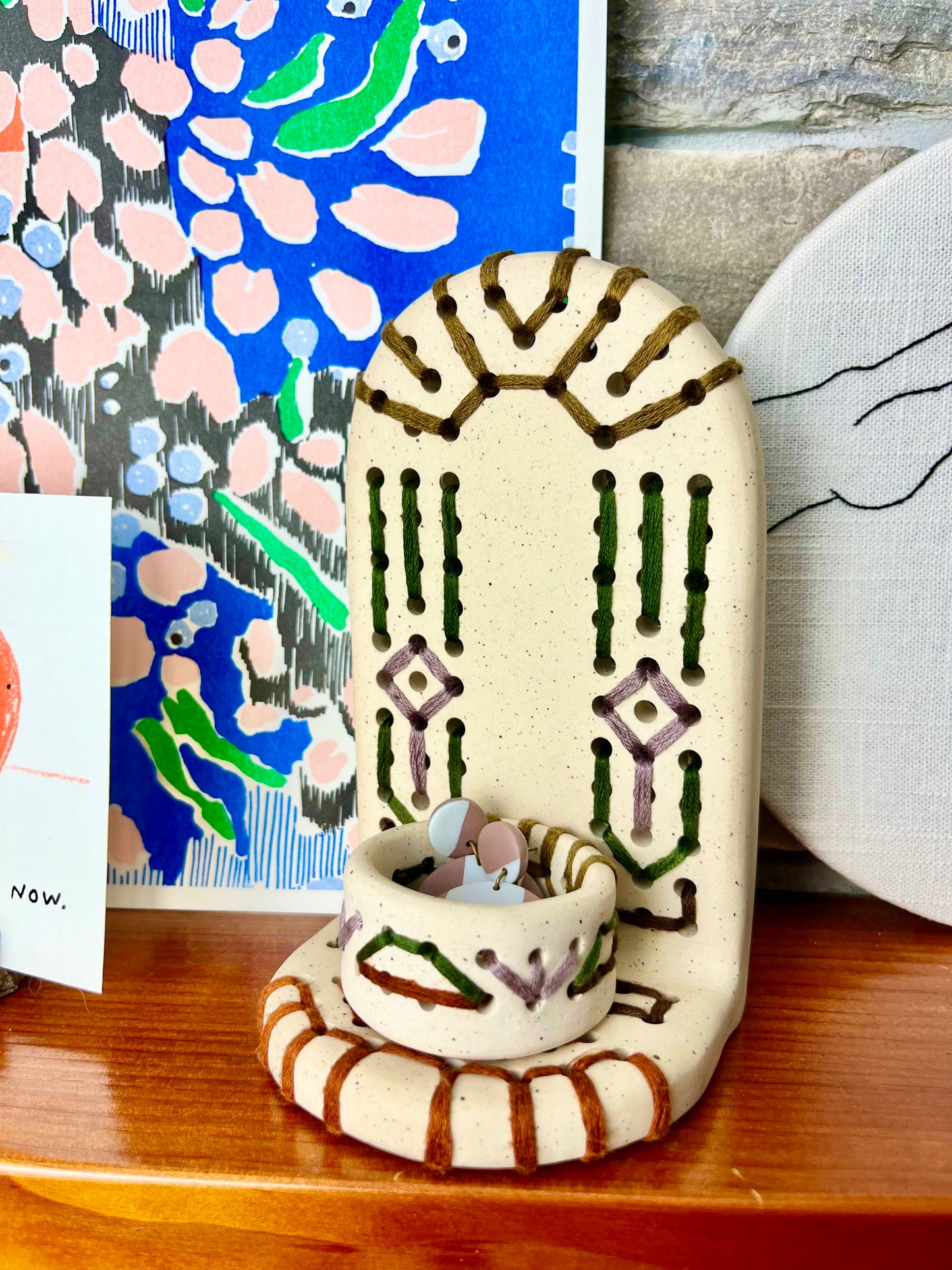 Meadow Jewelry Shelf & Pot