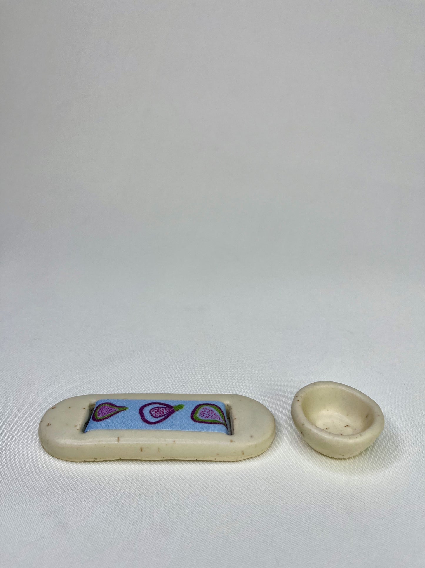 Small Cream Fig Jewelry Tray & Pot