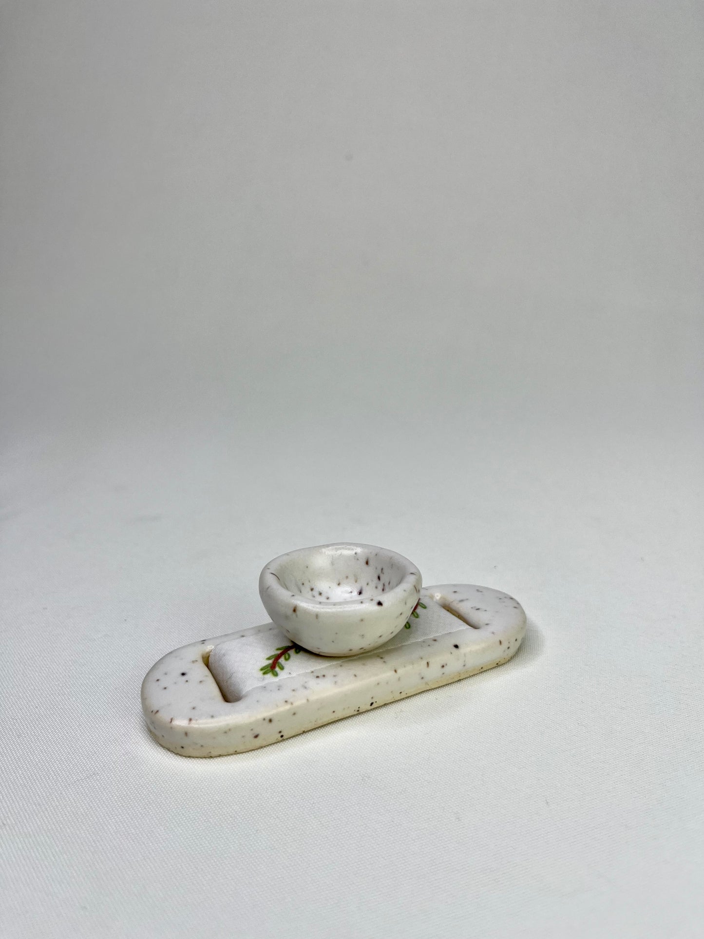 Small White Leaves Jewelry Tray & Pot