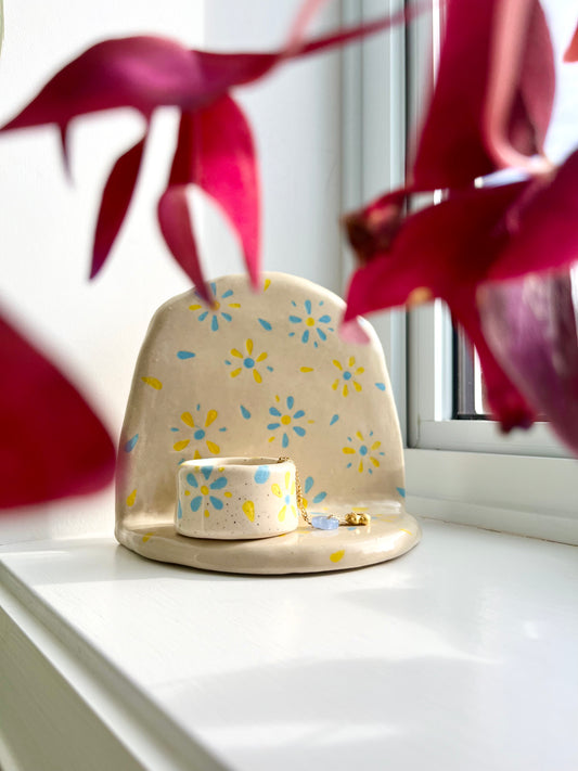 Oval Flowers Jewelry Shelf & Pot